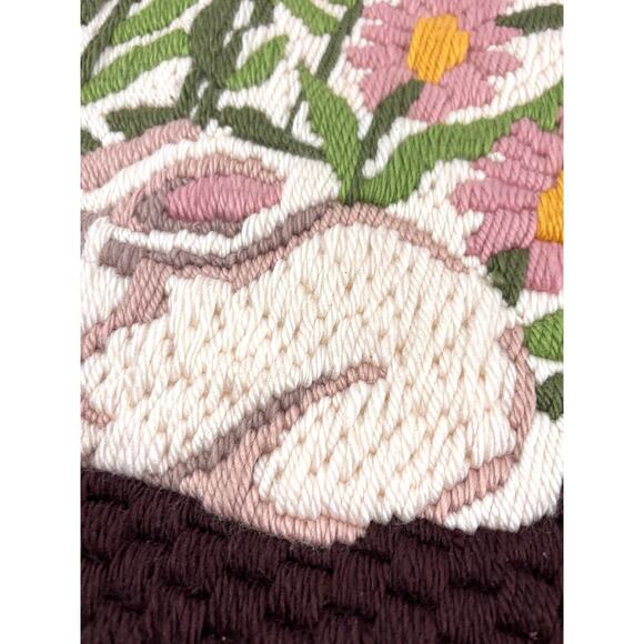 Needlepoint Bunny Portrait Flowers Rabbit Bernat 1970s Unframed 14"x17.5" - Picture 7 of 9